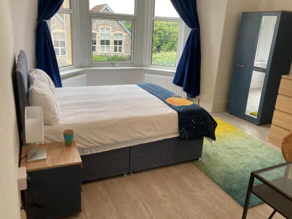 Room 2 @ £750pcm