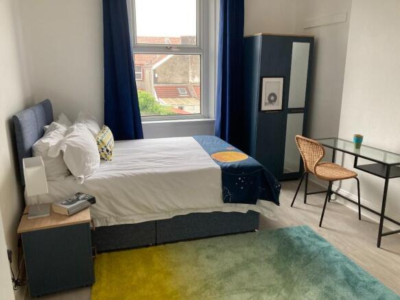 Room 1 @ £750pcm