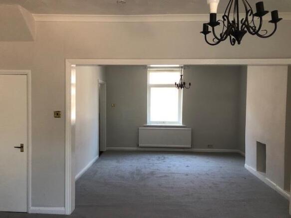 Reception room1.jpg