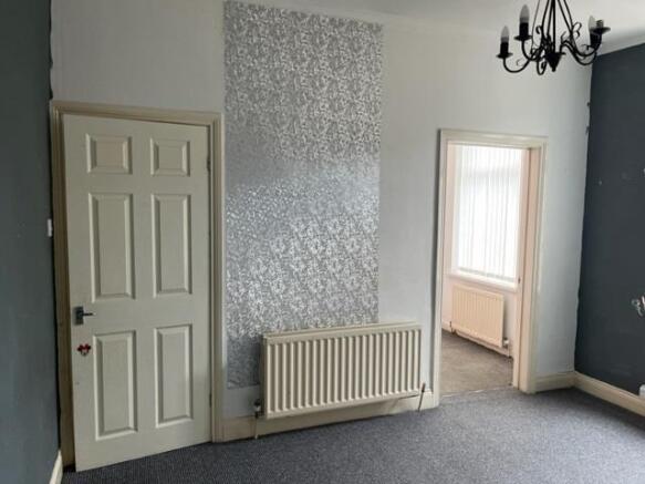 Livingroom3.jpg