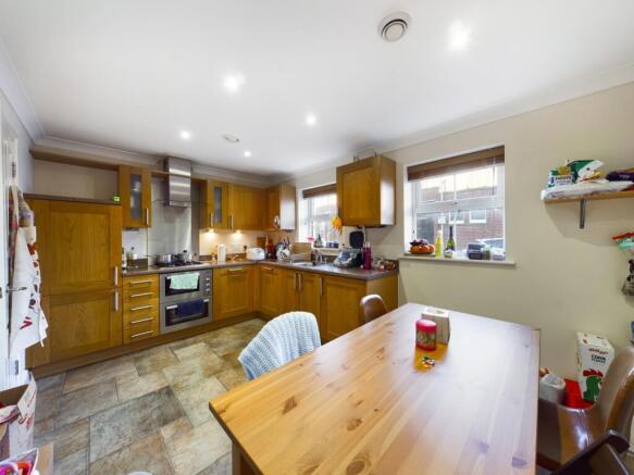 Kitchen 1