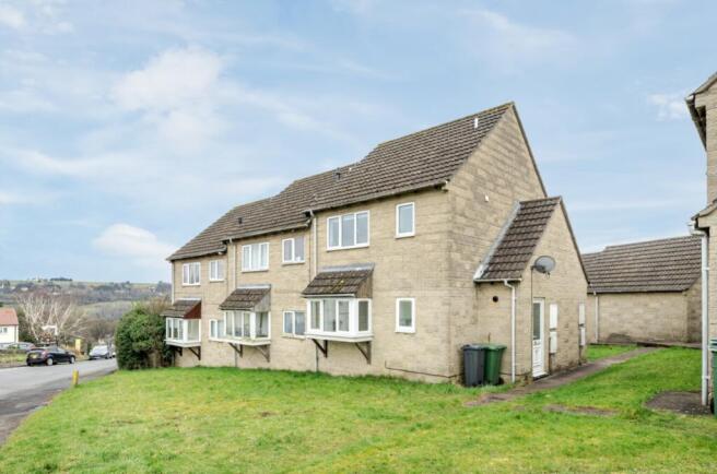5 Colliers Wood 01