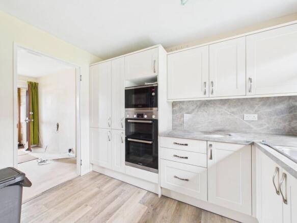 CAM01721G0-PR0109-STILL010