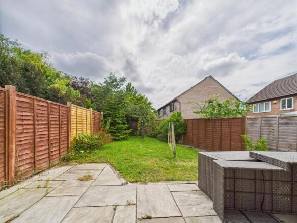 CAM01740G0-PR0410-STILL003