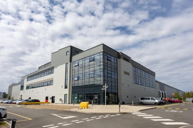 18424  Fradley Park 23.jpg