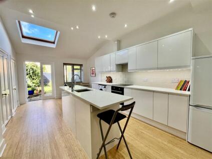 Ashcombe Road, London