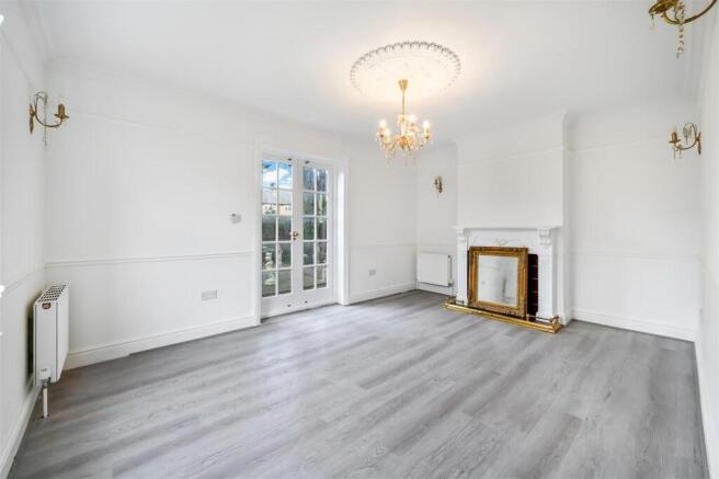 GLASTONBURY ROAD, 113-19.jpg