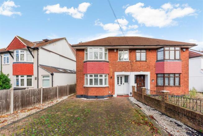 HILLCROSS AVENUE (5).jpg