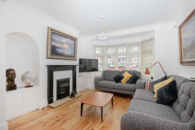 Wolsey Crescent