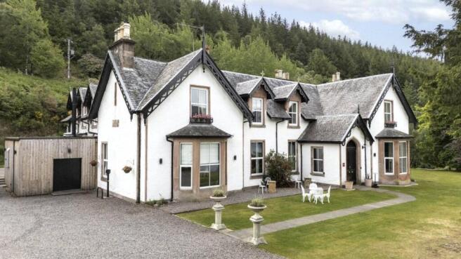 Foyers Lodge