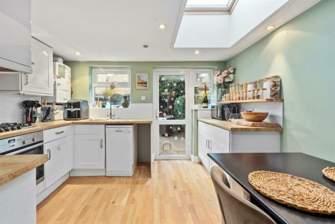 Kitchen/Dining Room