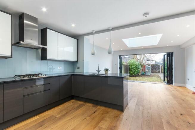 Open Plan Kitchen & Living