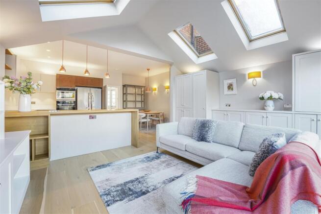 Open Plan Kitchen & Living