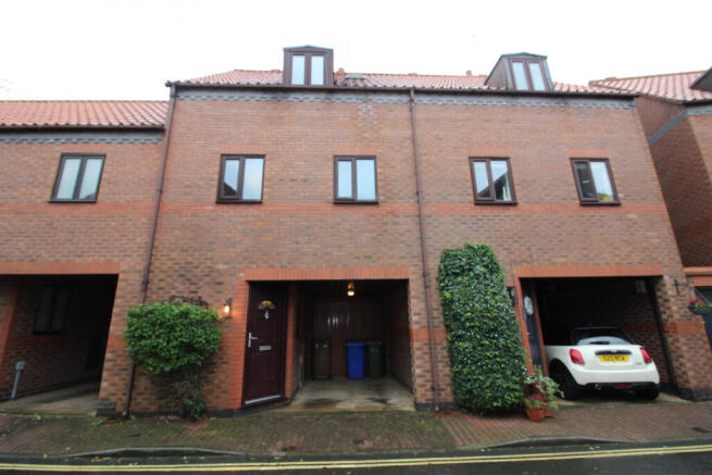 2 bedroom House for rent