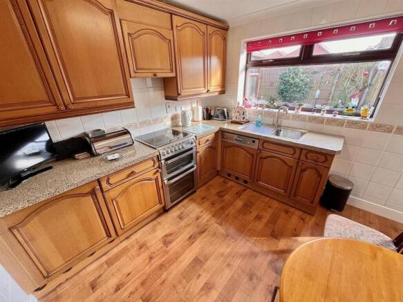 Kitchen/Breakfast Room