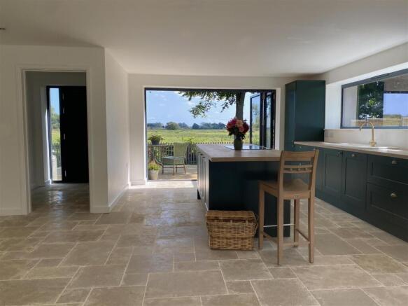 2 kitchen view.JPG
