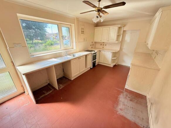 Kitchen/Breakfast Room