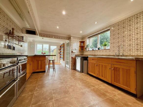 Kitchen/Breakfast Room