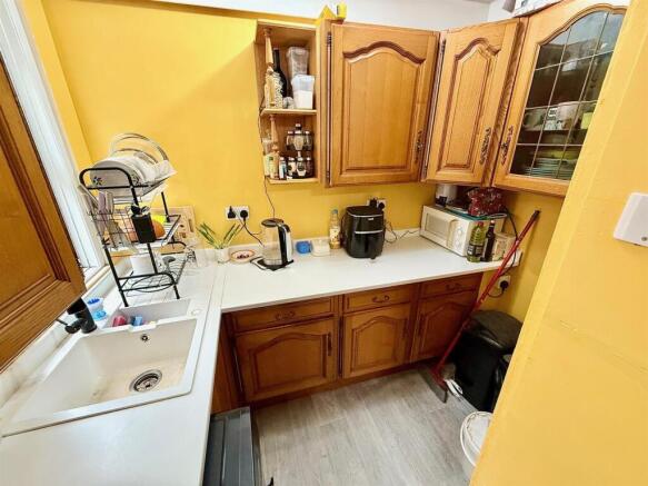 Kitchen/Breakfast Room