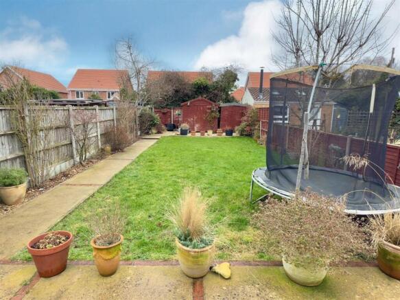 GARDEN.jpg