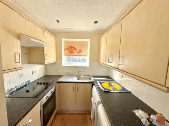 KITCHEN.jpg