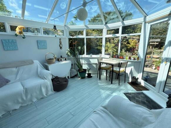 Garden Room Area.jpg