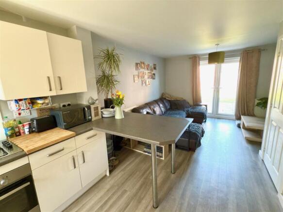 KITCHEN AND LOUNGE AREA.jpg