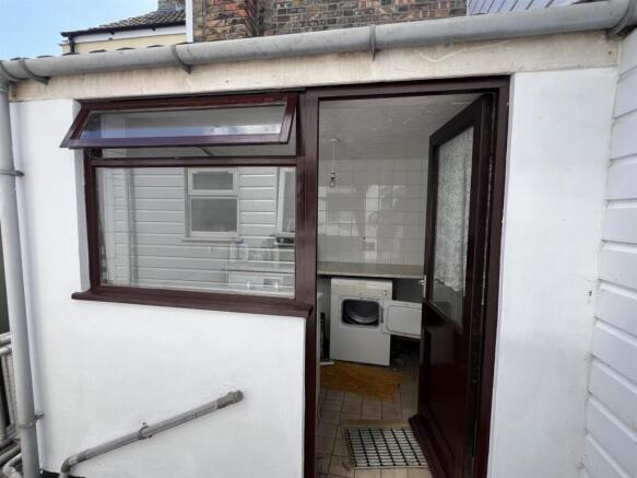 Communal Utility Room.jpg