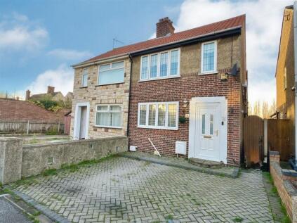 Enstone Road, Lowestoft, Suffolk, NR32