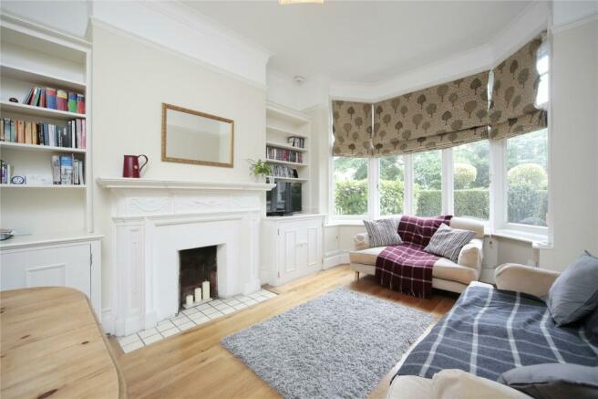 property in Manor Gardens, 
Larkhall Rise, SW4