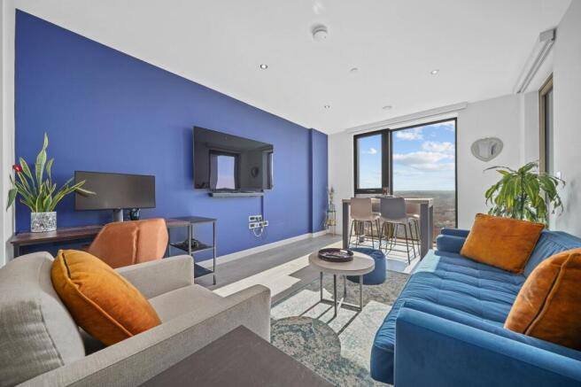 71, 151 Stockwell Rd