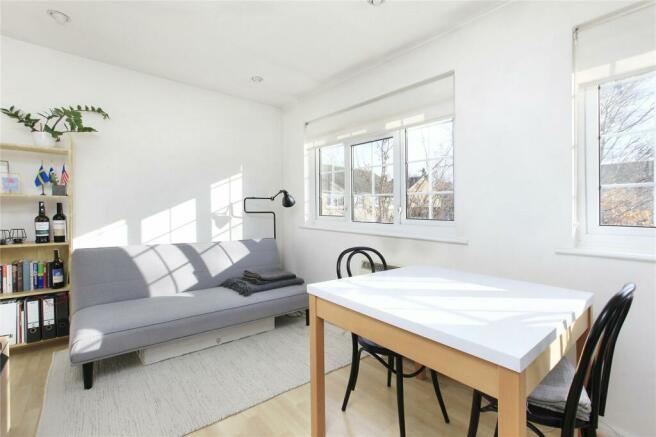 property in College Gardens, 
Tooting, SW17