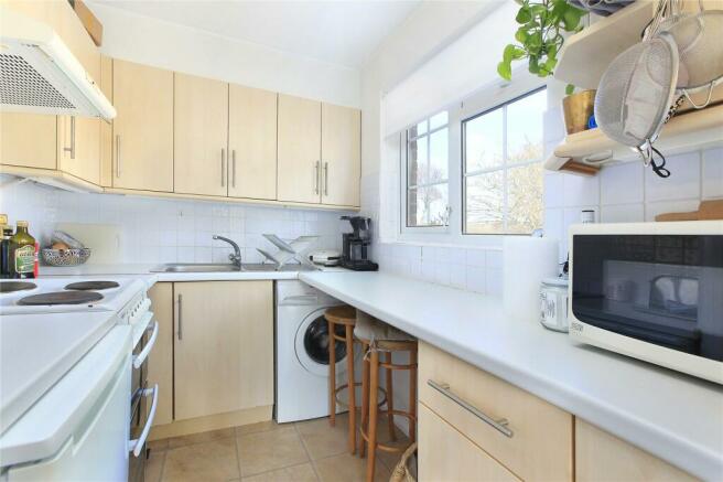 property in College Gardens, 
Tooting, SW17