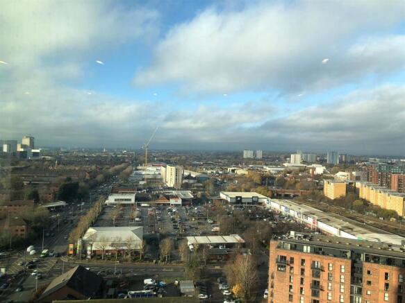 WhatsApp Image 2025-12-04 at 17.00.31.jpeg