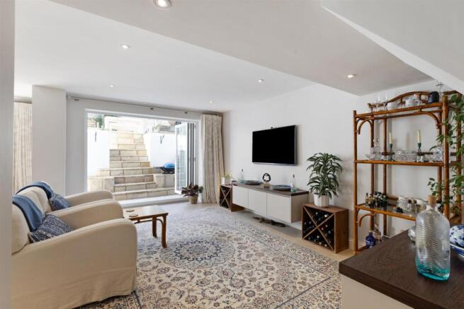 89510_9 Fulham Park Road (6)_low.jpg