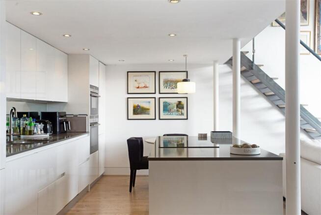 80570_Flat-14-The-Piper-Building (14).jpg