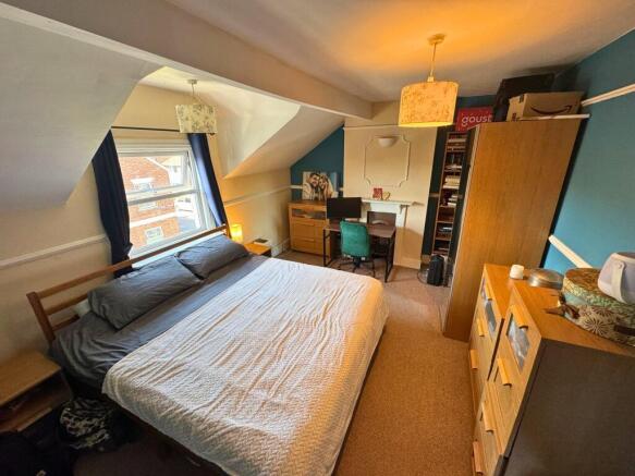 Principal bedroom