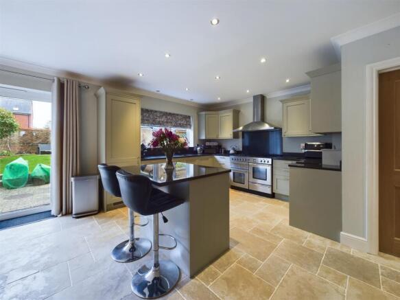 Kitchen / Diner