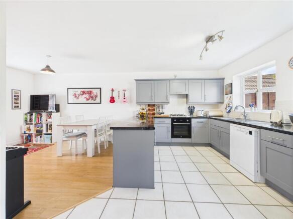 Kitchen / Diner