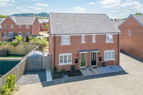 Elm Place, Meon Vale CV37 8FY