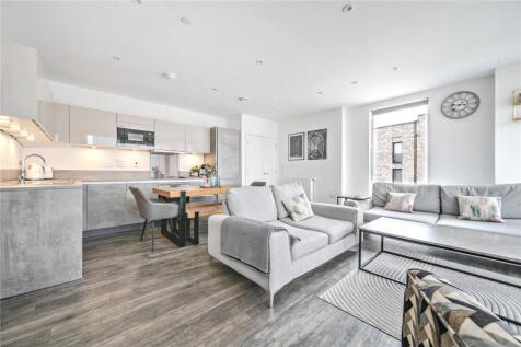 Alma Road, Enfield, EN3