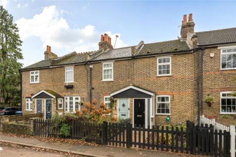 The Ridgeway, Enfield, EN2