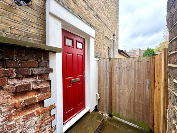 Moulsham Street, Chelmsford, Essex, CM2 0JT