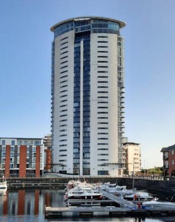 Front E T202511041547.jpg