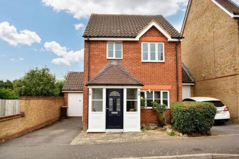 Guernsey Way, Kennington, TN24