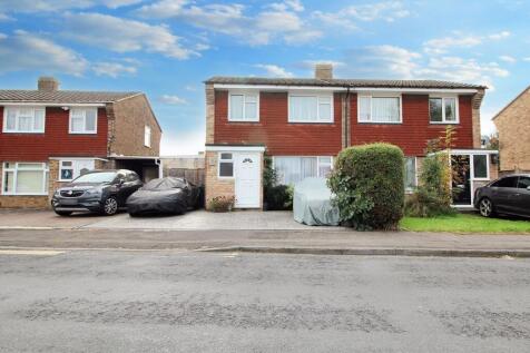 The Pasture, Kennington, TN24