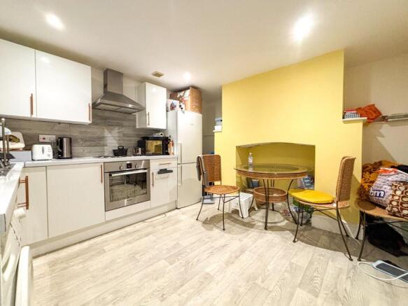 Kitchen/Reception