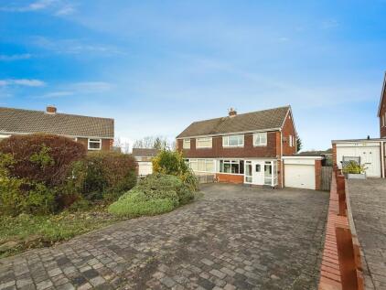 Pilgrims Way, Durham, DH1