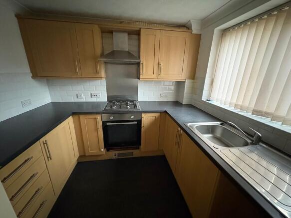 69e90611-6c81-468...