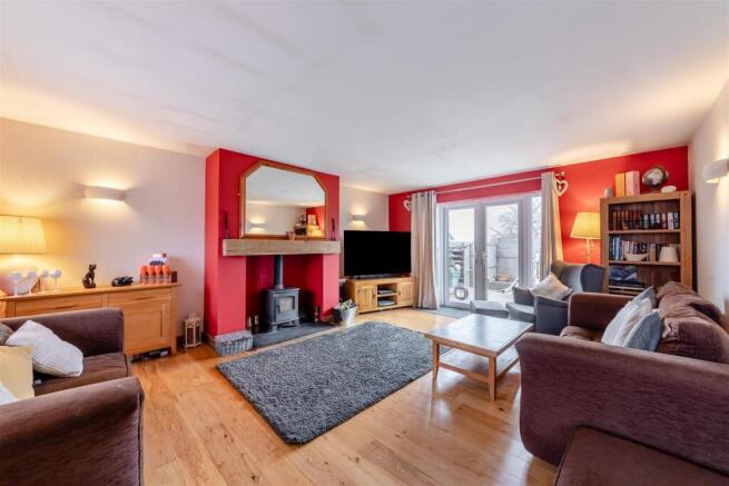 8636446-interior26.jpg